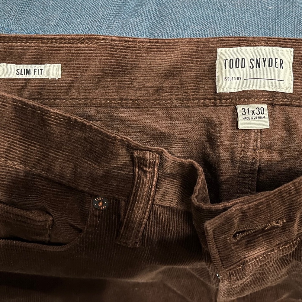 Slim Fit 5-Pocket Corduroy Pant in Glazed Pecan